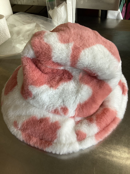 Hat (pink cow print)